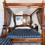 Porto 3* Perissa (Santorini)