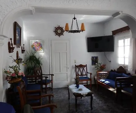 Otel Porto Perissa (Santorini)