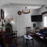 Hotel Porto Perissa (Santorini)