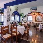 Hotel Porto Perissa (Santorini)