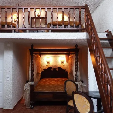 Porto Perissa (Santorini)