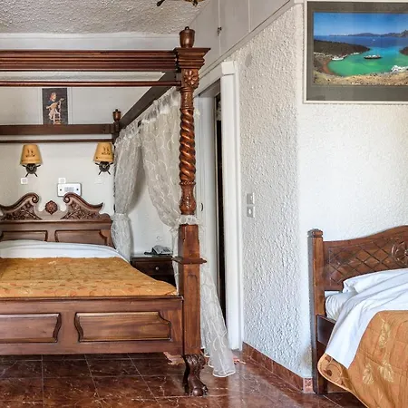 Porto Otel 3*