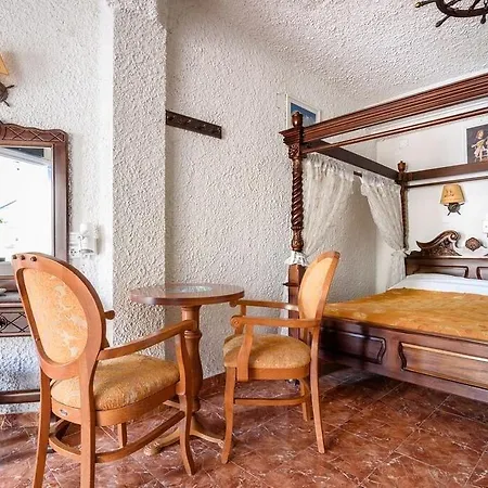 Porto Hotel