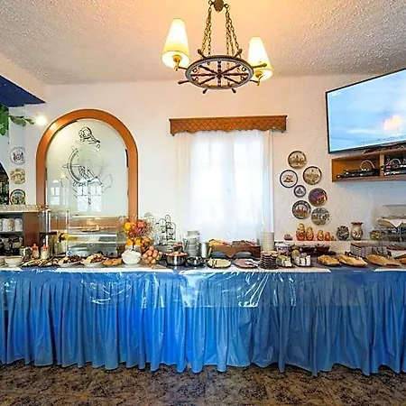 Porto 3* Perissa (Santorini)