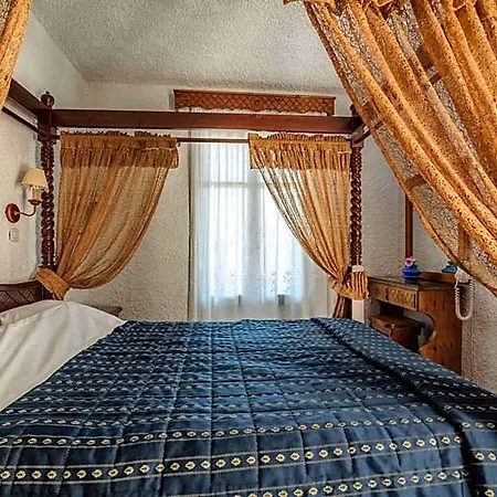 Porto Hotel