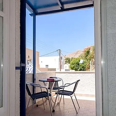 Porto Perissa (Santorini)