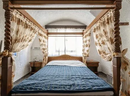 فندق بورتو بيرييسا 3*