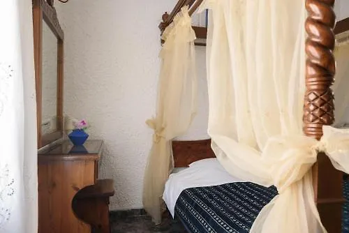 Porto Hotel Perissa (Santorini)